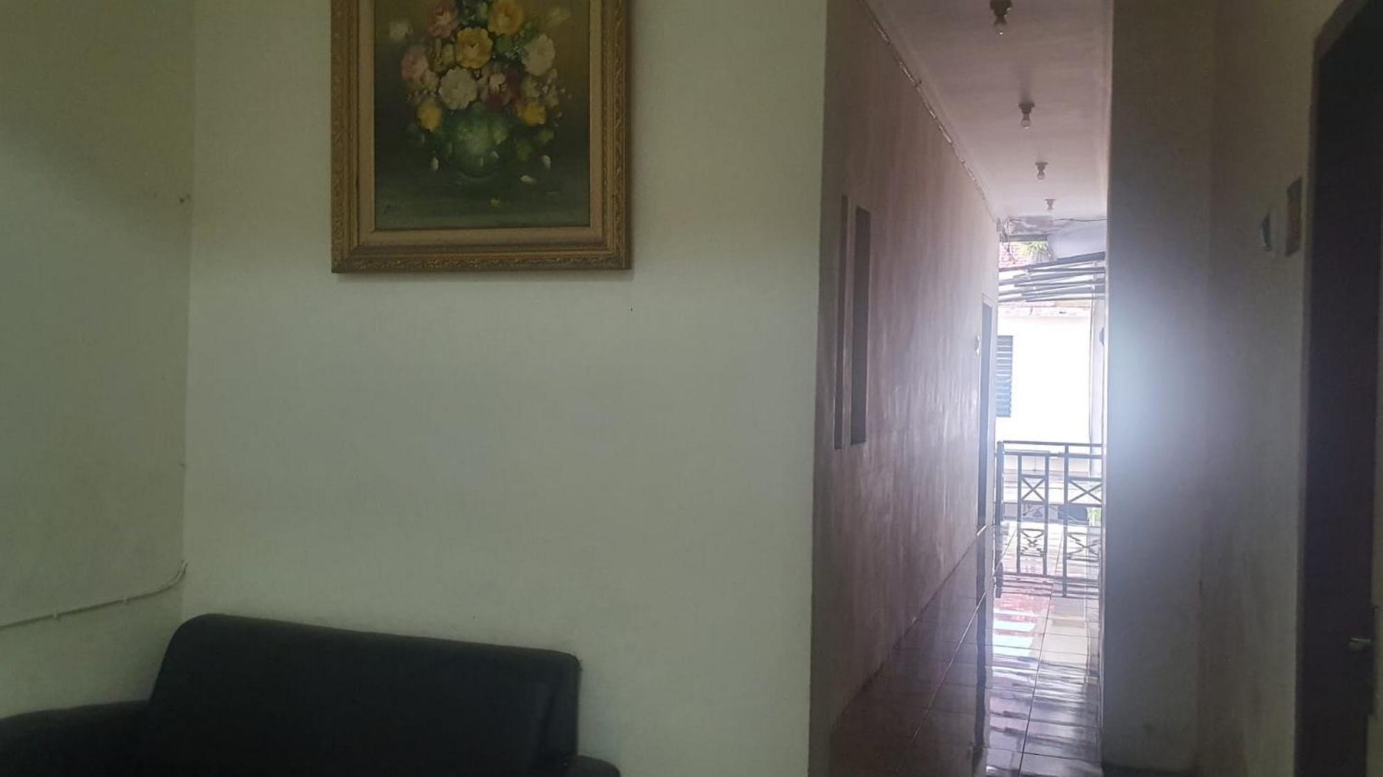 Reddoorz Syariah At Demasto Homestay Jembel Exterior foto